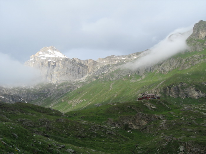 Refuge