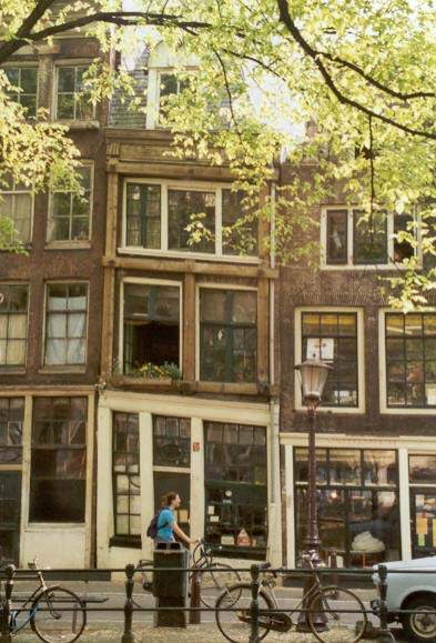Maison tordue